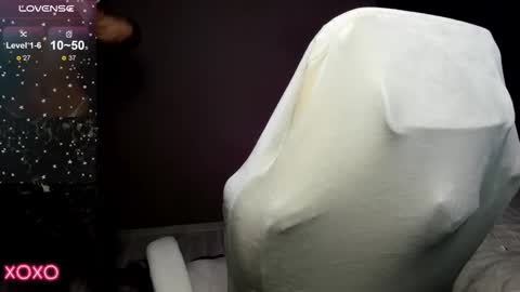 Maria  online show from November 2025 12:06:02 PM