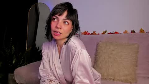 Snapshot of mariham_ chatting on June 2026 06:17:02 AM Amelie online show from June 2026 06:17:02 AM