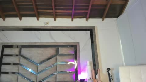 Marihana online show from March 2026 09:04:02 PM