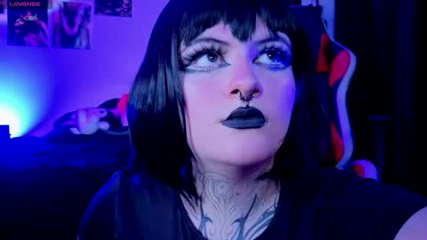 mariiana_velezz online show from October 2025 01:05:02 AM