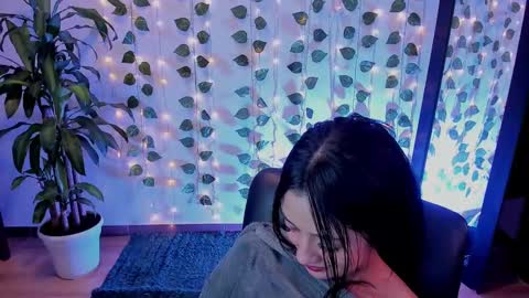 Maryyy online show from February 2025 06:49:02 PM