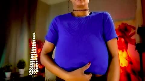 Snapshot of mariicha chatting on May 2026 07:15:02 AM Nikita - Scroll down and read my bio please. New Pictures in Bio online show from May 2026 07:15:02 AM