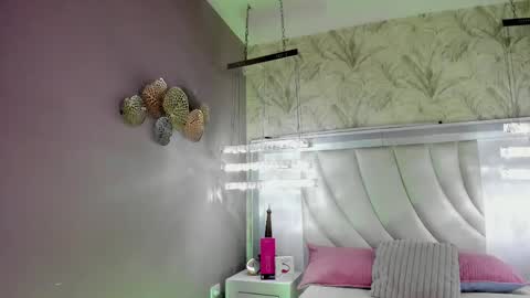 Mariluu  online show from June 2026 12:51:01 PM