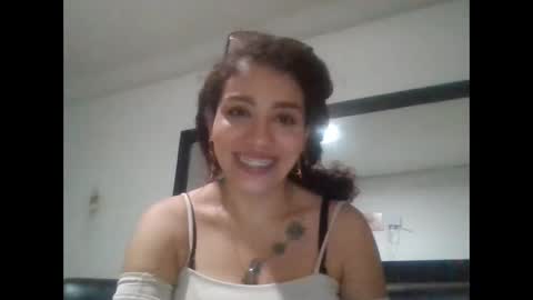 Snapshot of marilychick chatting on December 2024 03:01:02 AM marilychick new online show from December 2024 03:01:02 AM