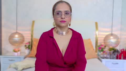 Marilyn Vega online show from June 2026 09:01:02 PM
