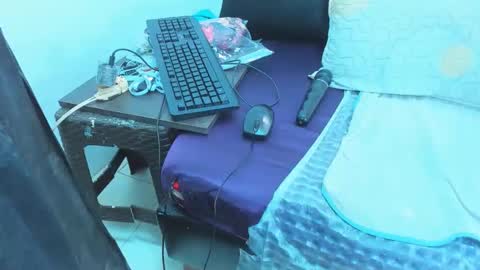 marilynwett online show from January 2026 01:11:01 AM