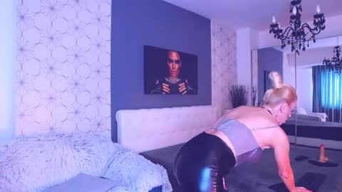 Mary Mais online show from March 2026 07:09:02 AM