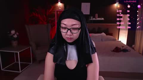 Marine  online show from October 2025 02:12:02 PM