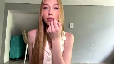 Amelia online show from June 2026 09:25:01 AM