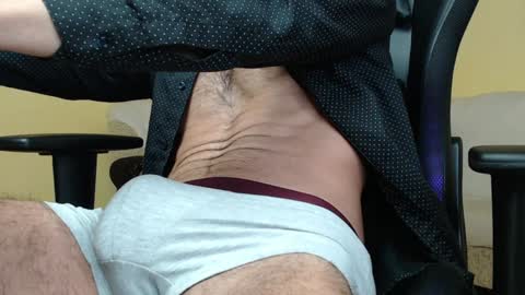 Snapshot of marioslim chatting on January 2025 11:16:01 AM marioslim online show from January 2025 11:16:01 AM