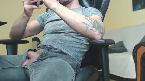 Snapshot of marioslim chatting on January 2025 04:55:02 PM marioslim online show from January 2025 04:55:02 PM