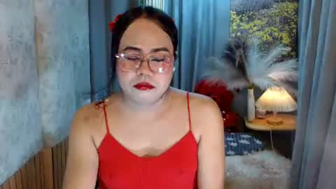 Snapshot of mariposa_911 chatting on June 2026 03:01:02 PM LEAH online show from June 2026 03:01:02 PM