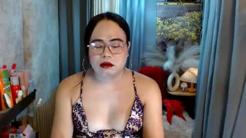 Snapshot of mariposa_911 chatting on July 2026 02:09:02 AM LEAH online show from July 2026 02:09:02 AM
