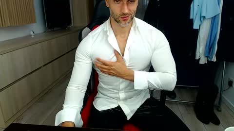 Snapshot of marismuscle chatting on September 2025 07:14:02 PM MarisMuscle online show from September 2025 07:14:02 PM