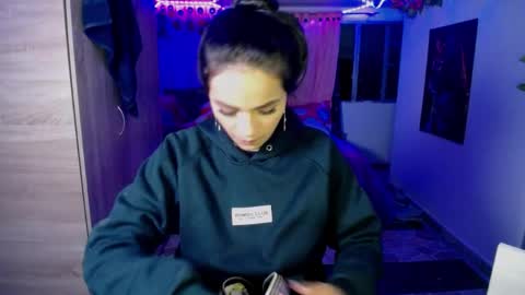 Maritza Ferrer -Samara Beltran online show from April 2026 04:12:01 AM