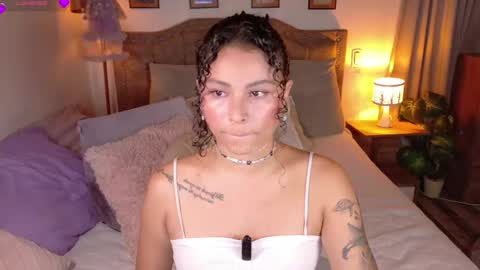 Snapshot of marivimichel_s chatting on May 2026 09:49:01 AM marivimichel_s online show from May 2026 09:49:01 AM