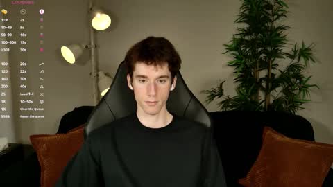 Mark online show from November 2025 05:23:02 PM