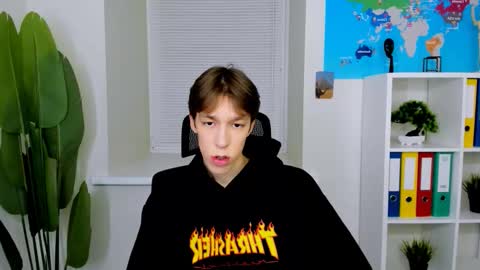 Snapshot of mark_branston chatting on October 2025 10:45:01 AM Mark online show from October 2025 10:45:01 AM