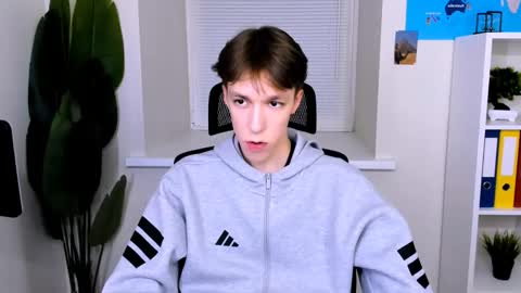 Snapshot of mark_branston chatting on October 2025 03:33:02 PM Mark online show from October 2025 03:33:02 PM