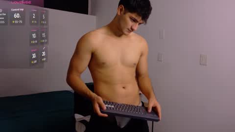 Snapshot of mark_miller7 chatting on March 2026 06:20:02 AM Antonio banderas online show from March 2026 06:20:02 AM