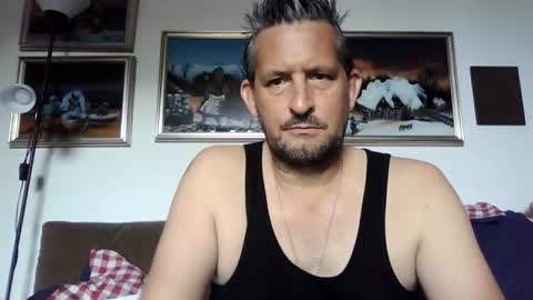 Snapshot of marka1506 chatting on November 2025 10:47:02 AM marka1506 online show from November 2025 10:47:02 AM