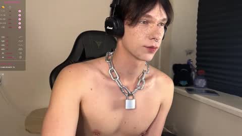 Snapshot of markcarthy chatting on October 2025 03:02:01 PM Mark online show from October 2025 03:02:01 PM