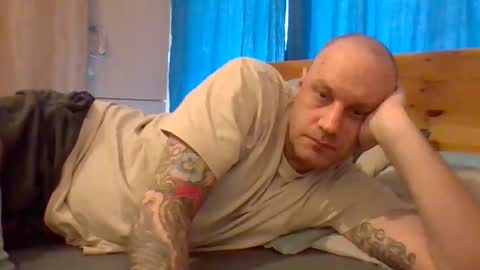 markus_7 online show from April 2026 09:21:01 AM