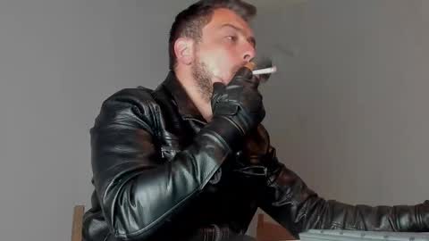 MARK online show from October 2025 05:24:02 PM