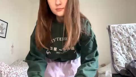 Snapshot of marloginanni chatting on June 2026 09:48:02 AM Mia online show from June 2026 09:48:02 AM