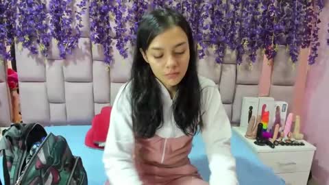 Marly Anal  online show from December 2024 01:49:02 PM