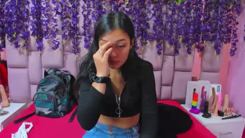 Marly Anal  online show from December 2024 01:45:02 PM