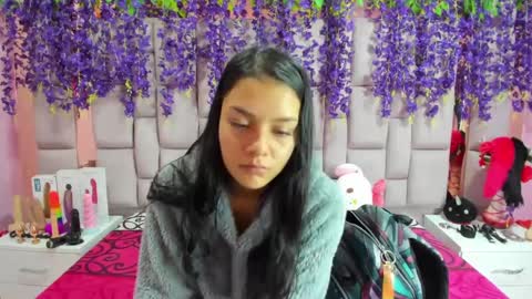 Marly Anal  online show from February 2025 01:59:01 PM