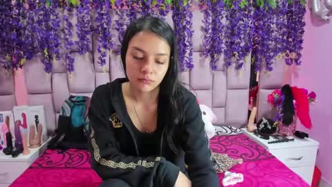 Marly Anal  online show from February 2025 01:21:02 PM