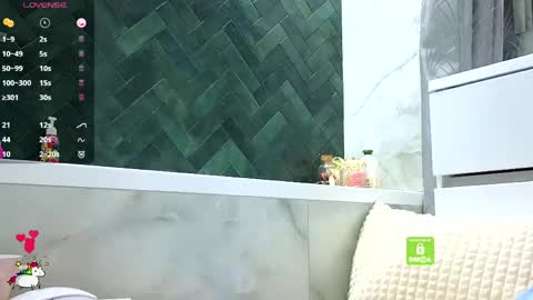 Alena online show from April 2026 12:41:01 PM