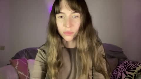 Snapshot of maroonaaa chatting on October 2025 07:11:02 PM Mary online show from October 2025 07:11:02 PM