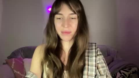 Snapshot of maroonaaa chatting on October 2025 01:09:01 PM Mary online show from October 2025 01:09:01 PM