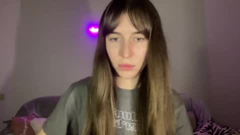 Snapshot of maroonaaa chatting on October 2025 03:19:01 PM Mary online show from October 2025 03:19:01 PM