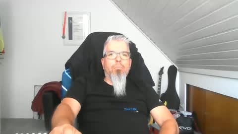 Snapshot of marriedcock1980 chatting on May 2026 03:21:02 PM marriedcock1980 online show from May 2026 03:21:02 PM