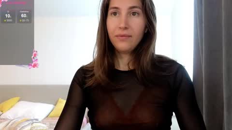 Snapshot of marrycolins chatting on September 2025 03:51:01 AM marrycolins online show from September 2025 03:51:01 AM