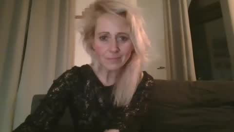 MaryGoRound online show from January 2025 02:44:02 AM