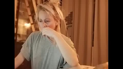 MaryGoRound online show from February 2025 01:35:02 AM