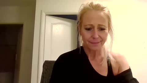 MaryGoRound online show from November 2025 03:14:02 PM