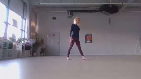 MaryGoRound online show from November 2025 03:12:01 PM