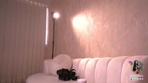 Snapshot of marsabass chatting on January 2025 10:23:01 PM online show from January 2025 10:23:01 PM