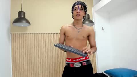 Snapshot of marshall_spencer chatting on September 2025 01:57:02 PM MARSHALL online show from September 2025 01:57:02 PM