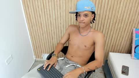 Snapshot of marshall_spencer chatting on October 2025 01:30:01 PM MARSHALL online show from October 2025 01:30:01 PM