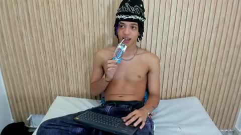 Snapshot of marshall_spencer chatting on October 2025 01:31:01 PM MARSHALL online show from October 2025 01:31:01 PM