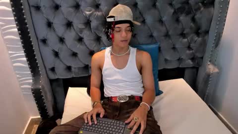 MARSHALL online show from November 2025 01:43:01 PM