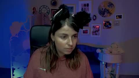 martaedams online show from November 2025 06:08:01 AM