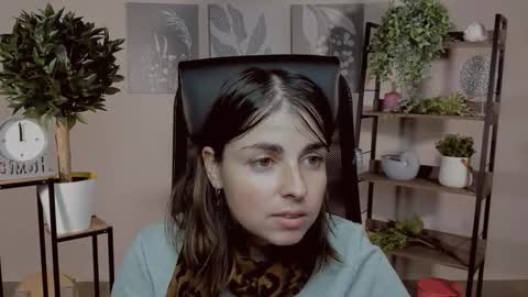 martaedams online show from December 2025 06:34:02 AM